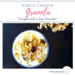 Granola Müsli lässt sich ganz leicht selber machen, ist gesund und, einmal vorbereitet, liefert es ein schnelles Frühstück. Dieses Rezept für ein unglaublich aromatisches Knuspermüsli ist nicht nur vegan, sondern kann auch zuckerfrei hergestellt werden. Hier findest Du drei Optionen, wie Du mit diesem Granola Rezept Dein persönliches Lieblingsmüsli kreieren kannst.
