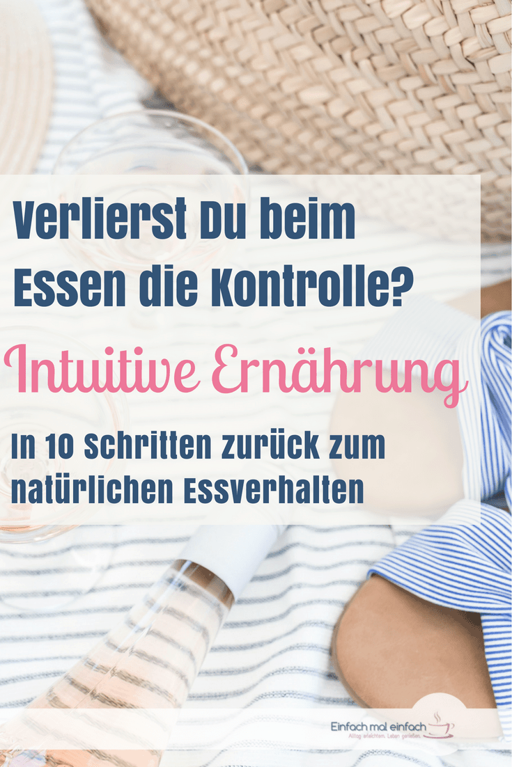 Intuitiv Essen heißt, auf die natürlichen Signale des Körpers zu hören, statt Diäten und Ernährungsregeln zu folgen. Damit wird der Hauptauslöser für Essanfälle bekämpft. Wie das geht und warum Du auch intuitiv abnehmen kannst, das erfährst Du hier. #intuitivessen #intuitiv #ernährung #keinediät #essanfälle #bingeeating #gesundeernährung #intuitivessen #natürlich #natürlich essen